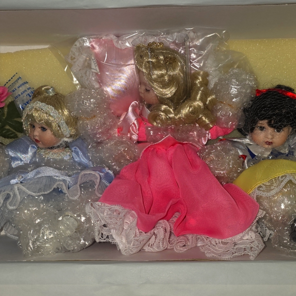 Marie Osmond Collectibles Disney Doll Trio
